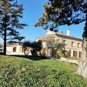  Hébergement de vacances Domaines Des Confines